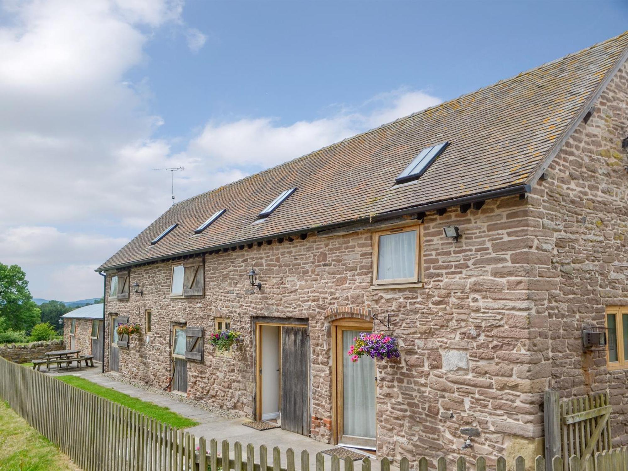 Stoke Court Farm Barn Villa Clee Saint Margaret Dış mekan fotoğraf